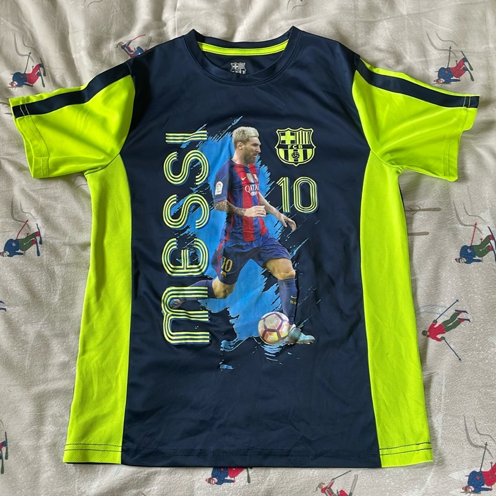 Exclusive Neon Messi Shirt - FC Barcelona - Boys XL